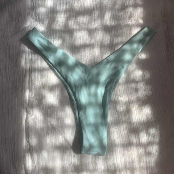 Cheeky V kulani kini bottom in light blue size xl - Picture 2 of 2